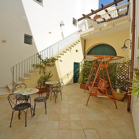 Casa Branca Bed & Breakfast Castrignano del Capo Luaran gambar