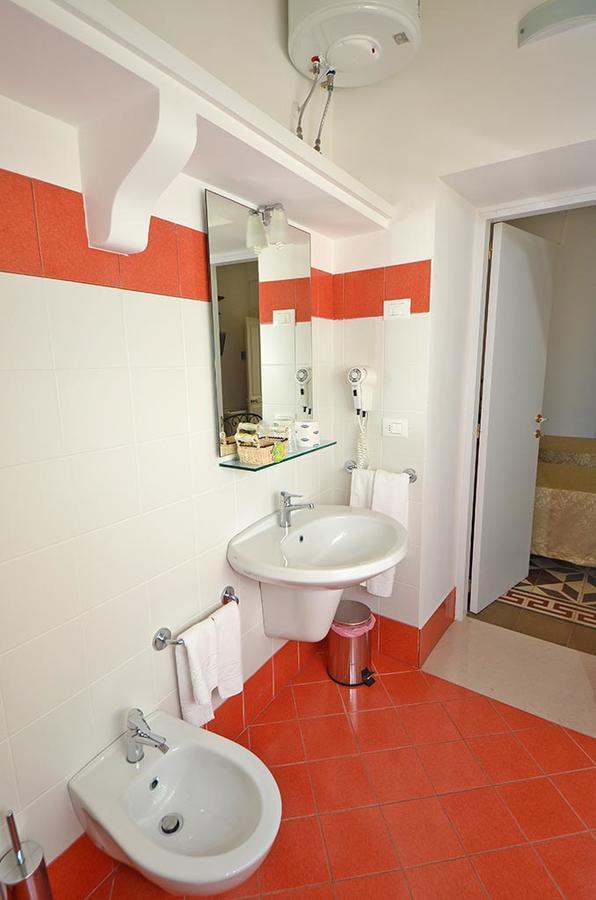 Casa Branca Bed & Breakfast Castrignano del Capo Luaran gambar