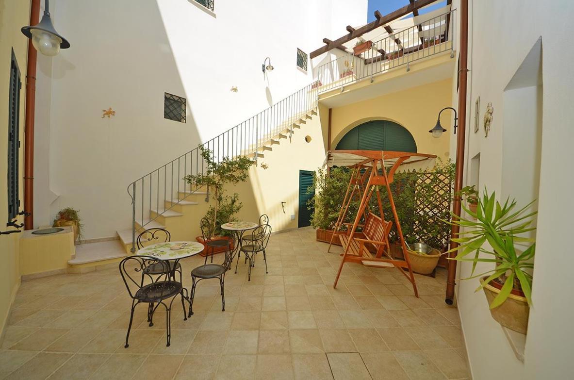 Casa Branca Bed & Breakfast Castrignano del Capo Luaran gambar